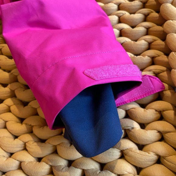 ❌SOLD❌ Women’s Salomon Ski Jacket - Picture 7 of 8